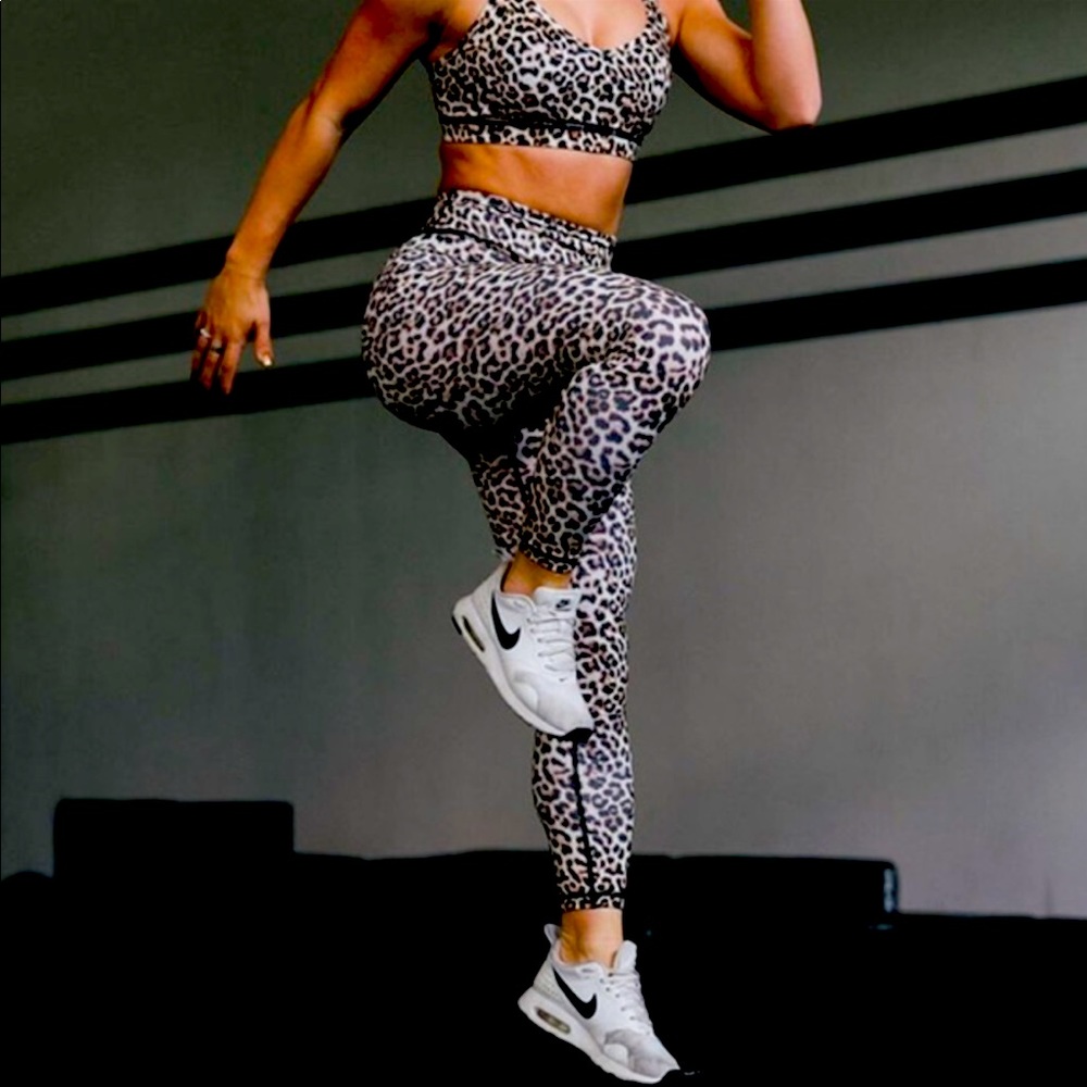 Size 2 new with tags!!!leopard print!